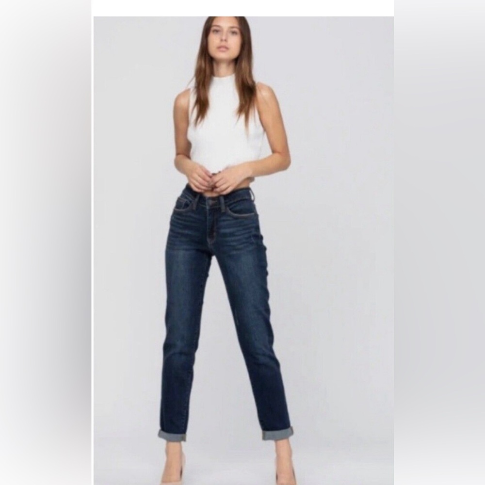 Judy Blue Jeans Slim Cut Mid Rise Tapered, Dark Wash, minimal distress, NWT